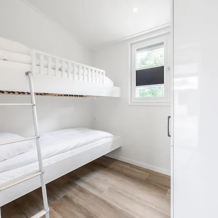 2 Bedroom Lovely In *