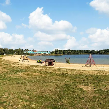 2 Bedroom Lovely In Casa de Férias