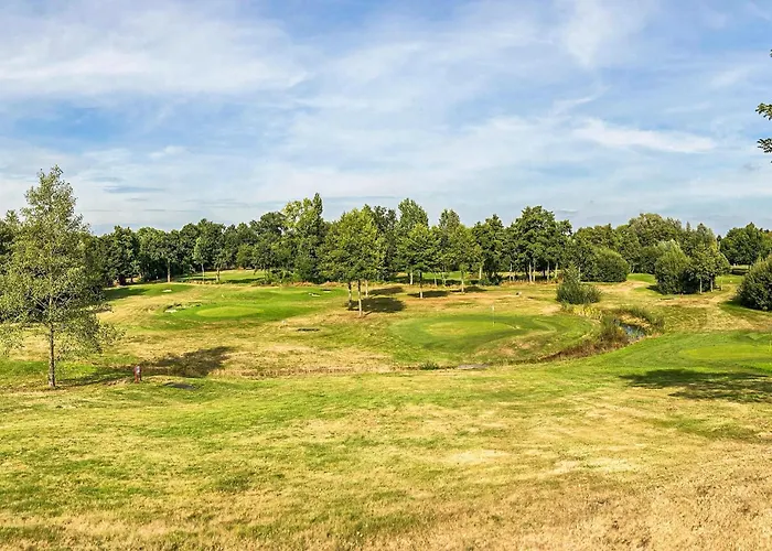 2 Bedroom Lovely In *